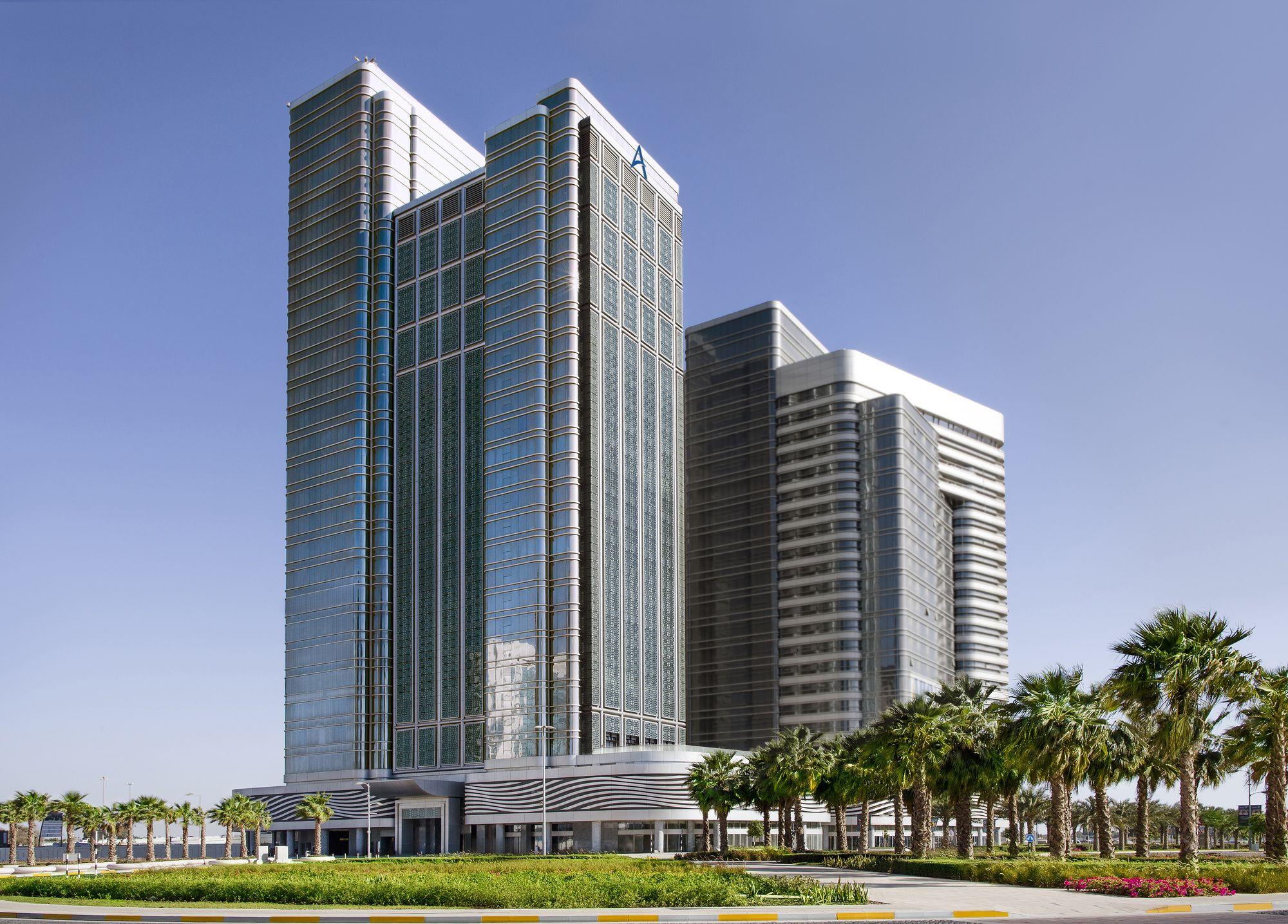 Capital Centre Arjaan By Rotana Aparthotel Abu Dhabi Exterior foto